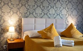 Nova City Hotel